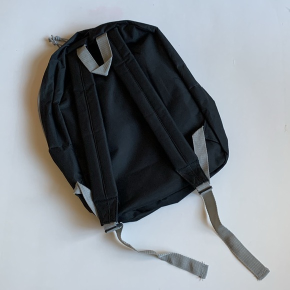 NWT Trailmaker Classic Backpack Red 16x12” - Picture 2 of 6